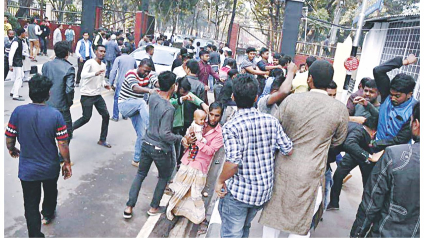 Dr Kamal Hossain's motorcade attacked in Mirpur