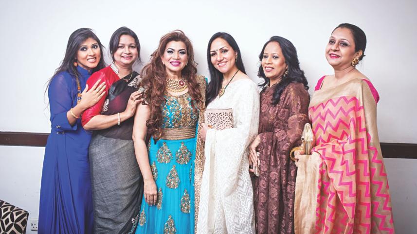 Naahin Kazi with pears