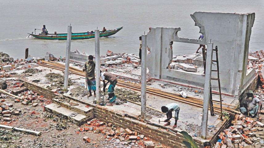 Padma turns furious1.jpg