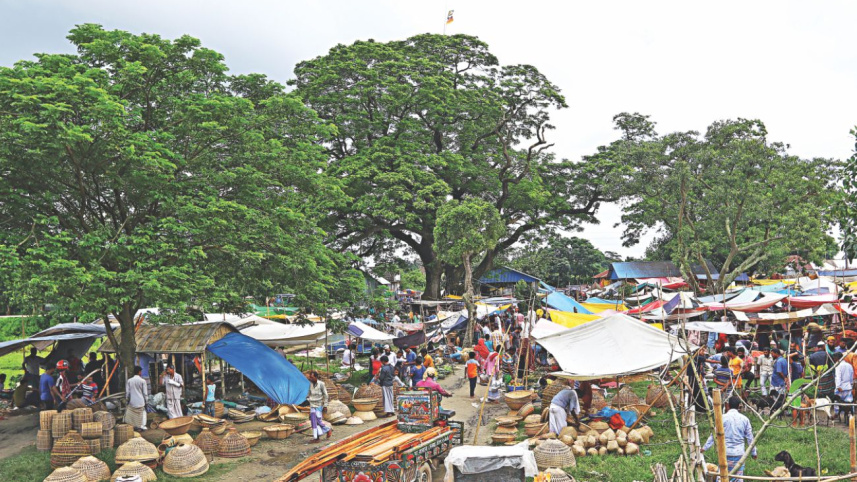 rainy_day_bazar1_0.jpg