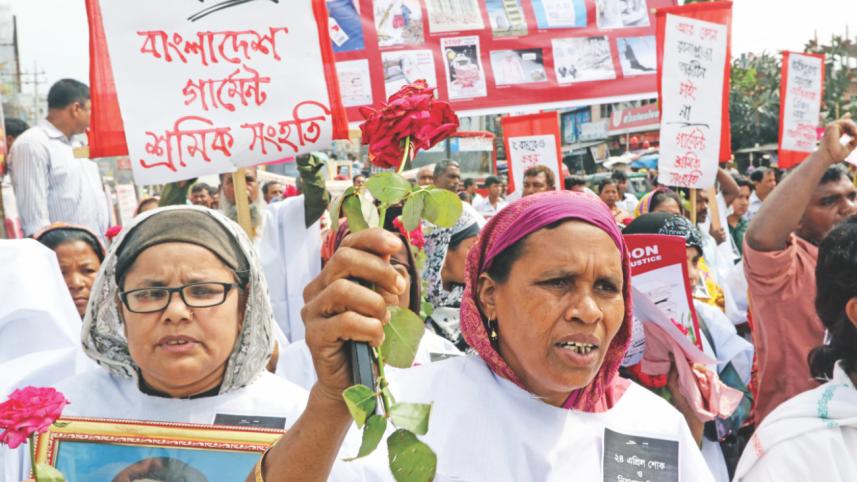 Rana-Plaza-collapsed 1.jpg