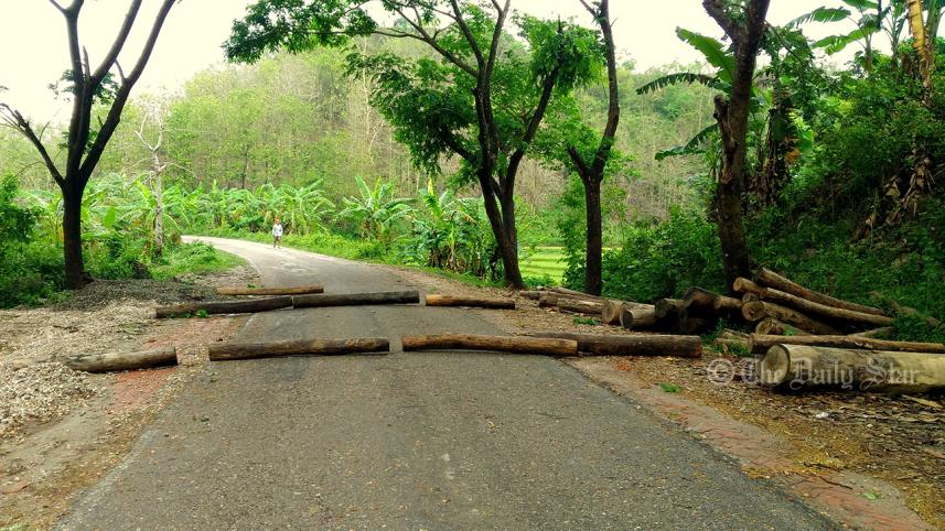 rangamati-roadblock-romel