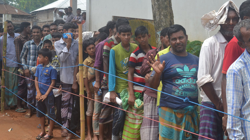 Relief distribution in Moulvibazar
