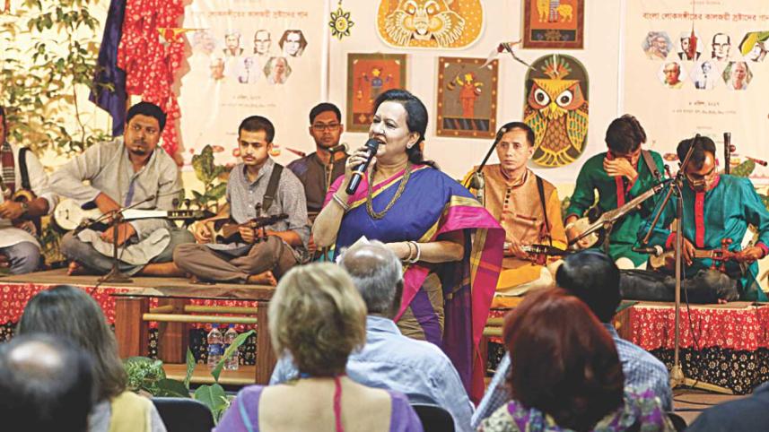 sadya_afreen_mallick_anchors_the_progmme