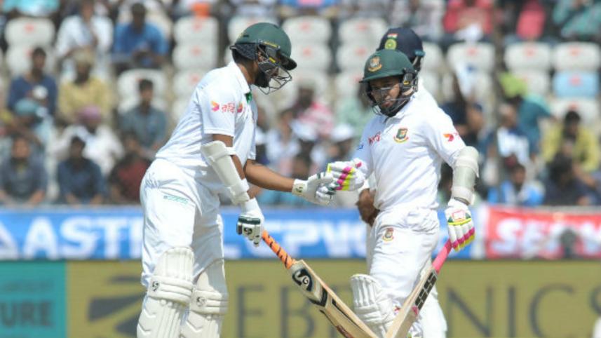 Shakib Al Hasan and Mushfiqur Rahim in Cricket Australia XI