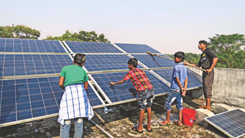 solar lamps 2.jpg