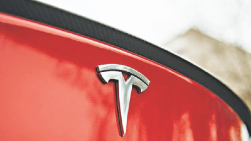 tesla_4.jpg