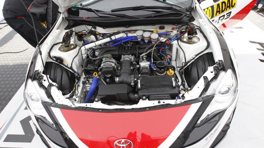 they weren't kidding when they said shaving weight- engine bay lost some metal too.jpg