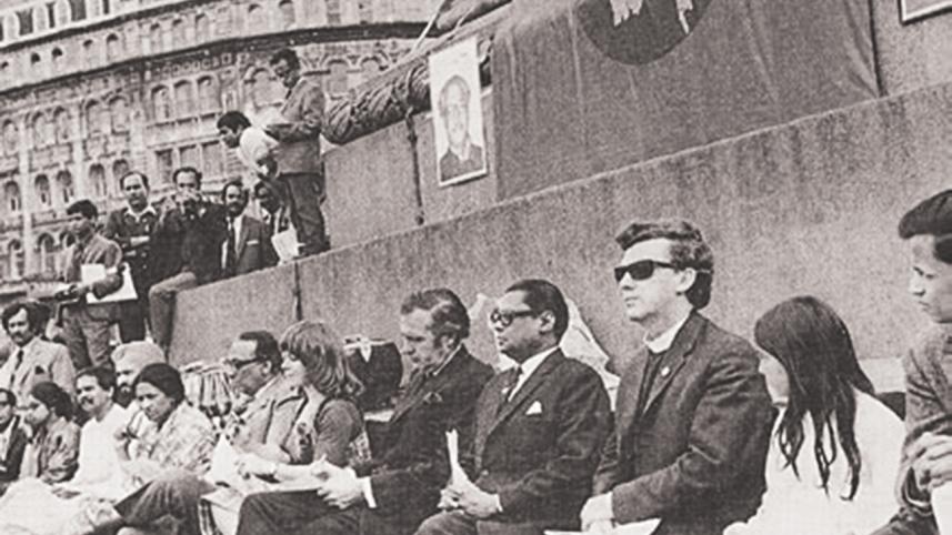 Trafalgar Square.jpg