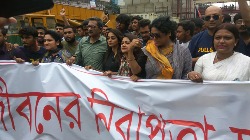 Film actors actresses join safe road demo
