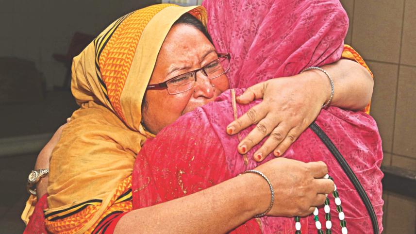 uttara mall accident 2.jpg