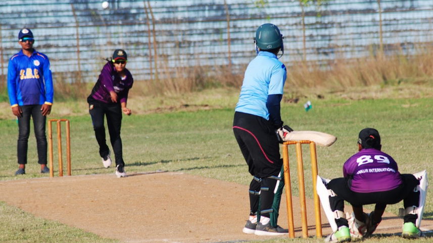 women_cricketers.jpg