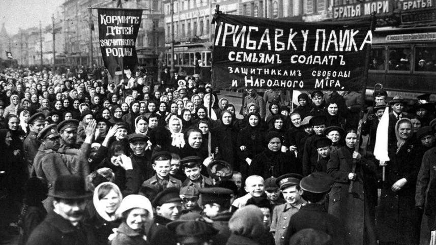 womenrussianrevolution960x540.jpg