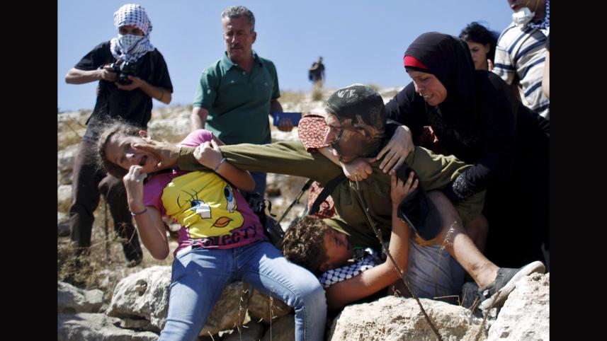 Pictures of the year 2015