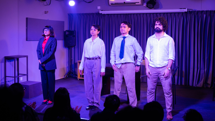 Spardha stages Bengali adaptation of Pinter’s ‘The Applicant’