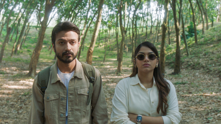 Hoichoi unveils trailer of ‘Ekshathe Alada’