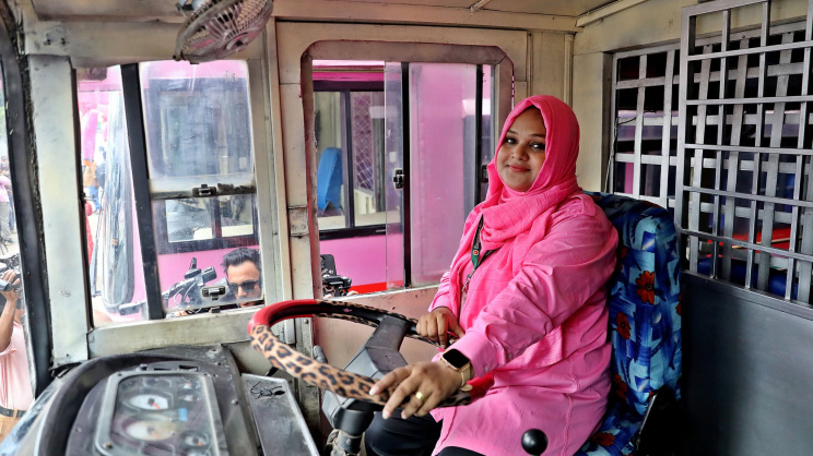 Pink bus drivers are women