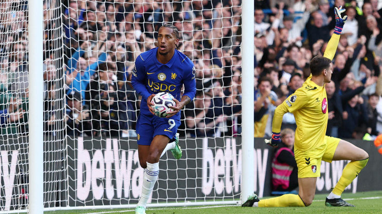 2026-10-10T153050Z_407023877_UP1EMAA173CKN_RTRMADP_3_SOCCER-ENGLAND-CHE-BOU.JPG