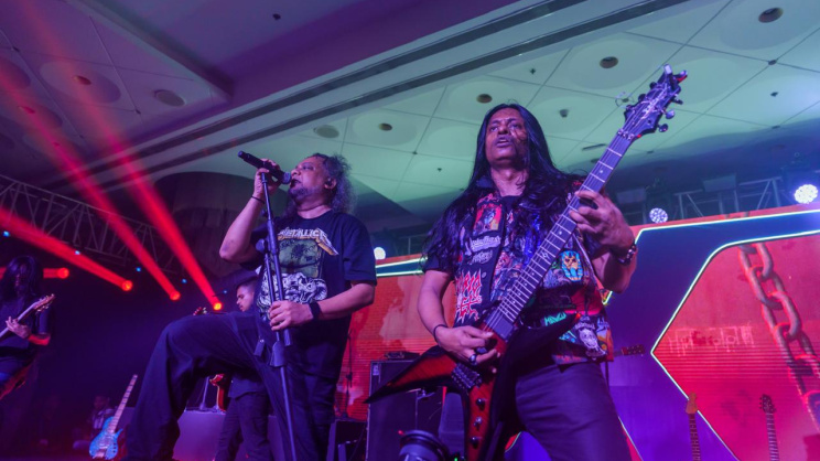 ‘Eto Boka Keno Tumi’: AvoidRafa’s first solo show marks a night of music and reunion