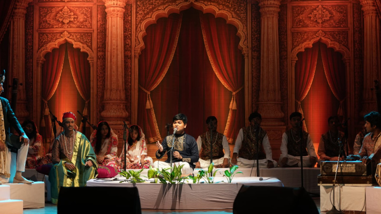 ‘Sur Sammilon’ turns classical music into a theatrical experience