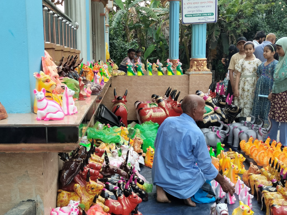 clay toy sellers struggling .jpg.jpeg