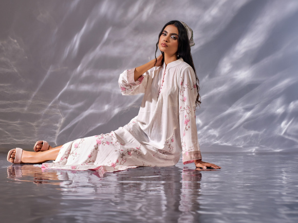 Why rain and romance will always go together