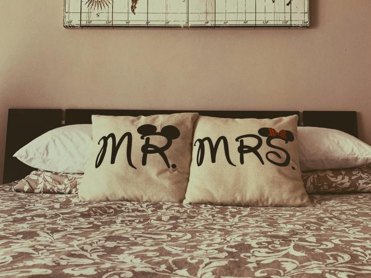 travel inspired bedroom furniture