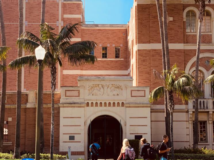 usc  7 must-see university campuses for students and tourists 
