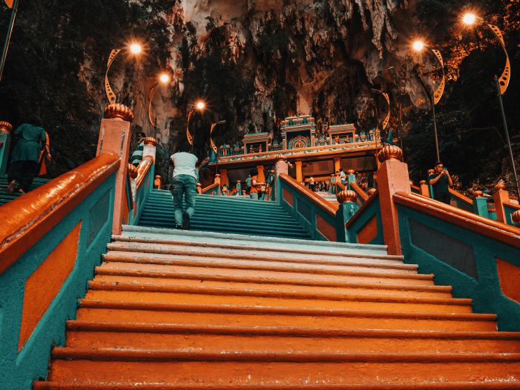 Malaysian Batu Caves to get escalator, multipurpose hall