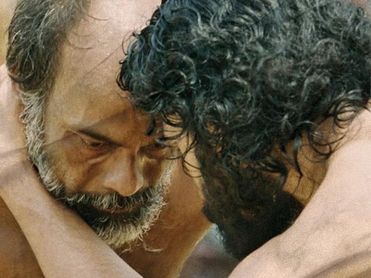 Iqbal Hossain Chowdhury wins Best Emerging Director at Astar Awards for ‘Boli: The Wrestler’.jpg