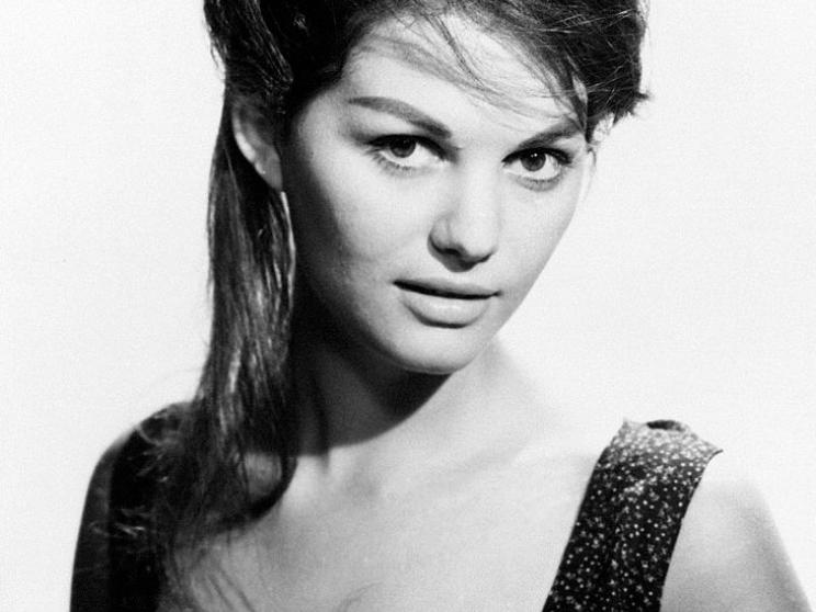 claudia_cardinale_453.jpg