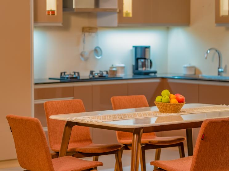 Stylish yet practical dining room tips for newlyweds