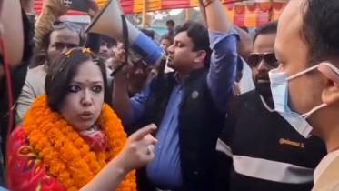 Brahmanbaria_Rumeen Farhana locked in heated argument with magistrate_Pic 1.jpg