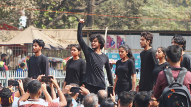 DU stages street play to honour language martyrs