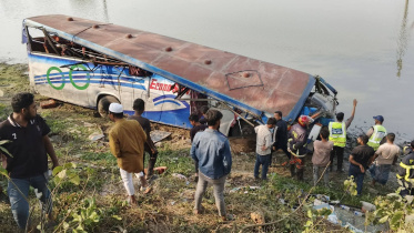 Cumilla Road Accident.jpg