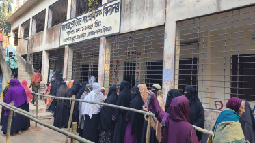 deaths at polling centres in Bangladesh election