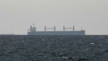 A tanker sails in the Gulf, near the Strait of Hormuz, as seen from northern Ras al-Khaimah, near the border with Oman’s Musandam governance, amid the U.S.-Israeli conflict with Iran, in United Arab Emirates, March 11, 2026. Photo: Reuters