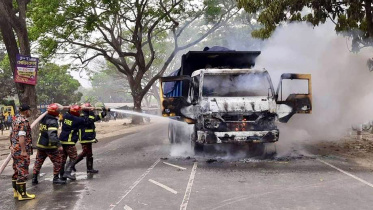 Rajshahi-truck-accident-fire.jpg