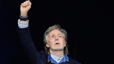 Paul McCartney announces new album, drops single