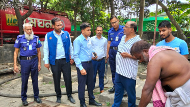 Executive Magistrate Md Sajibul Islam Shuvo conducts a mobile court drive in Kalihati, with law enforcement officials present. Photo: Mirza Shakil
