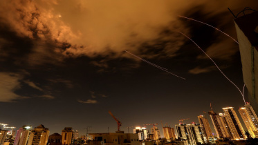 iran missile to israel.jpg