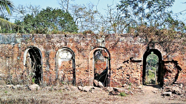 2-Ruins-of-a-madrasa.jpg