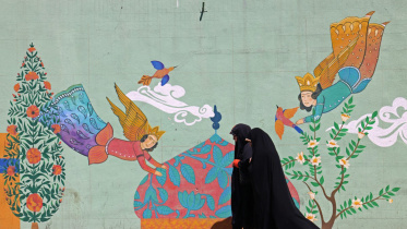 Tehran women.jpg