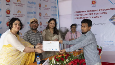 UNICEF_BD_Teachers_Rohingya.PNG