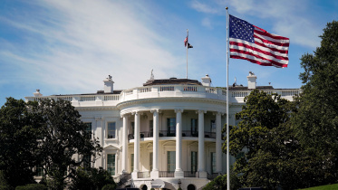 A general view of the White House as U.S. President Donald Trump's motorcade returns following a trip to Trump National Golf Club, in Washington, D.C., U.S., July 20, 2025. Photo: Reuters