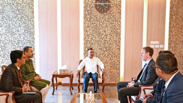 The meeting was held at the Cabinet Division of the Secretariat. Photo: PMO