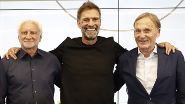 2026-07-24T101446Z_1354124802_UP1EM7O0SGKRB_RTRMADP_3_GERMANY-SOCCER-DFB.JPG