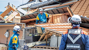 Japanese-emergency-workers.jpg