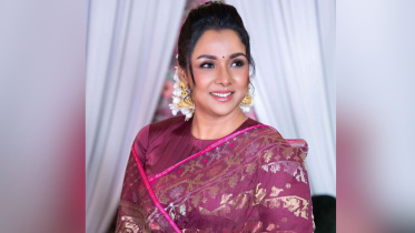 Runa Khan begins shooting for haor-based film ‘Jolpobon’