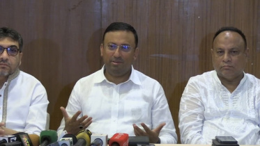 The state minister made the courtesy call in Sylhet after journalists faced harassment while trying to interview him yesterday afternoon. Photo: Star